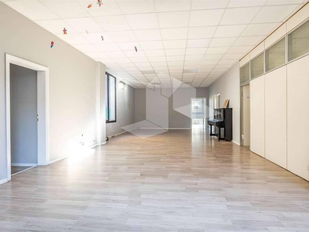 ufficio in vendita a Reggio nell'Emilia