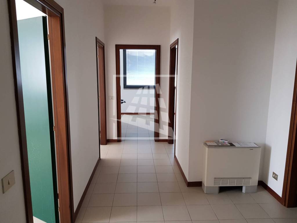 ufficio in vendita a Reggio nell'Emilia
