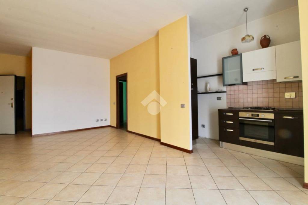 appartamento in vendita a Reggio nell'Emilia in zona Ospizio