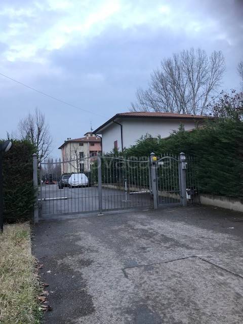 appartamento in vendita a Reggio nell'Emilia in zona Buco del Signore