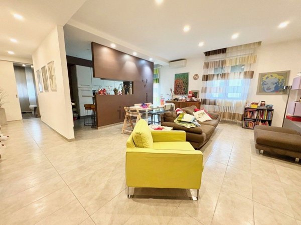 appartamento in vendita a Reggio nell'Emilia in zona Rosta Nuova