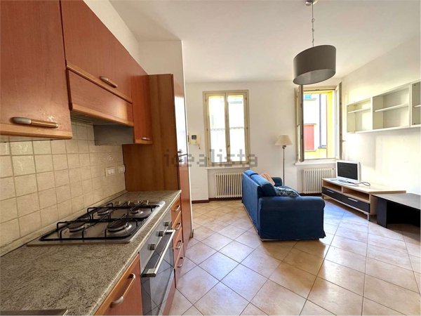 appartamento in vendita a Reggio nell'Emilia in zona Città Storica