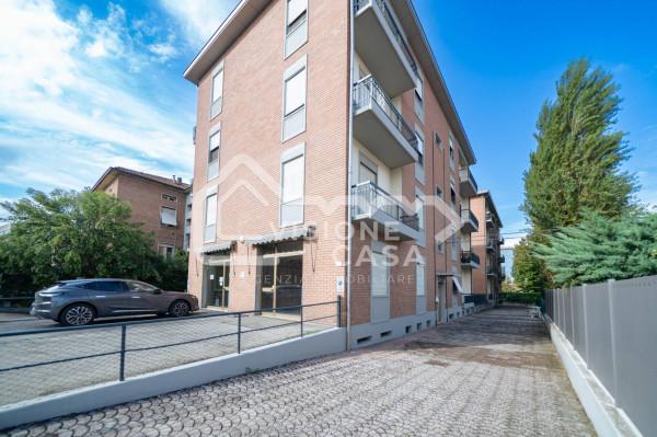 appartamento in vendita a Reggio nell'Emilia in zona Tribunale