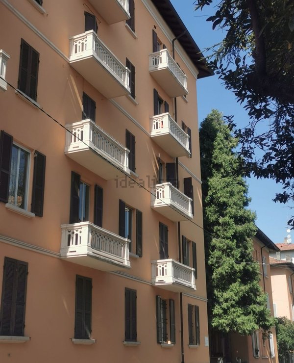 appartamento in vendita a Reggio nell'Emilia in zona Città Storica