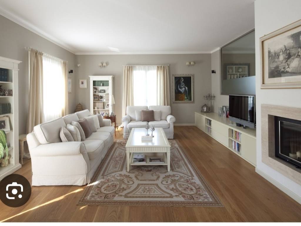 casa indipendente in vendita a Reggio nell'Emilia