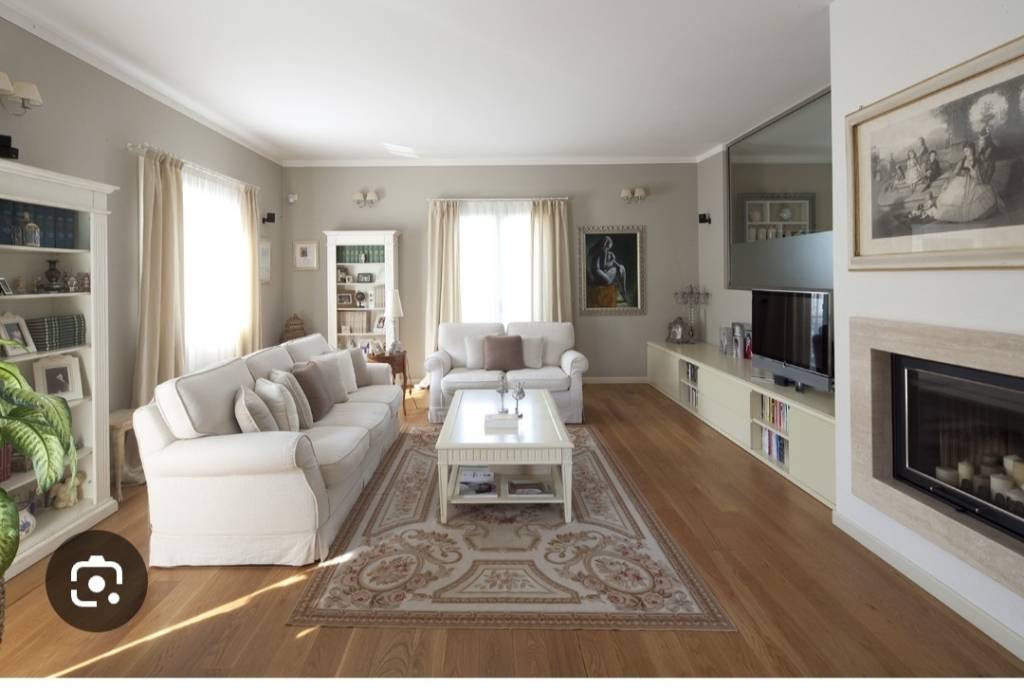 casa indipendente in vendita a Reggio nell'Emilia in zona Pieve Modolena