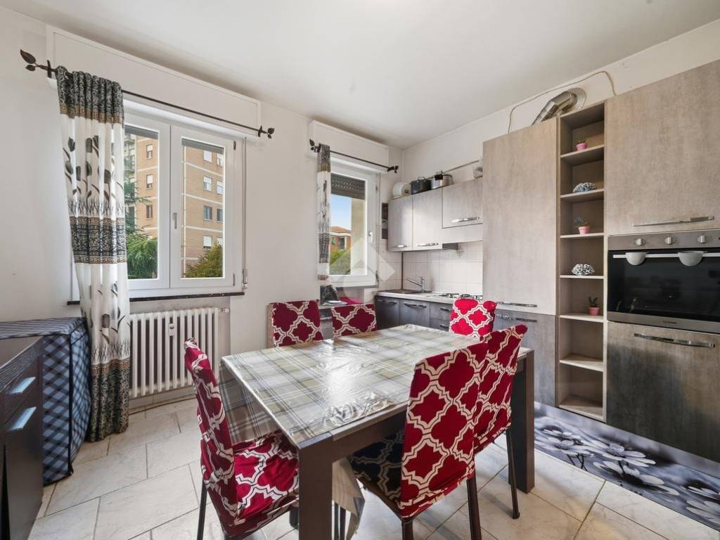 appartamento in vendita a Reggio nell'Emilia in zona Regina Pacis