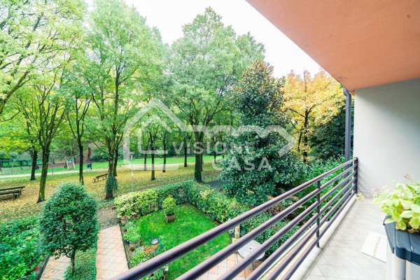 casa indipendente in vendita a Reggio nell'Emilia in zona Rivalta