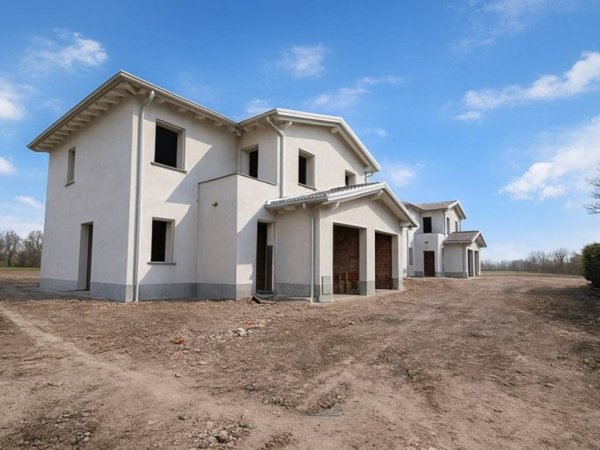 casa indipendente in vendita a Reggio nell'Emilia in zona Roncadella