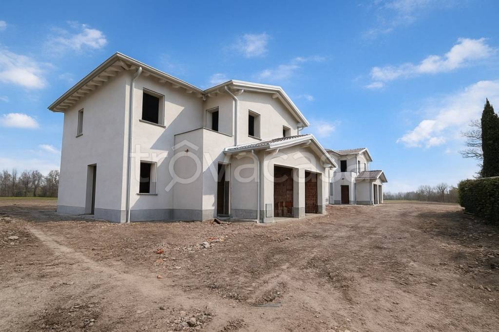 casa indipendente in vendita a Reggio nell'Emilia in zona San Maurizio