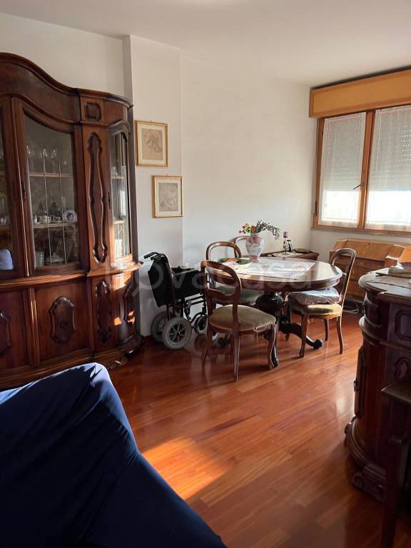 appartamento in vendita a Reggio nell'Emilia in zona Buco del Signore