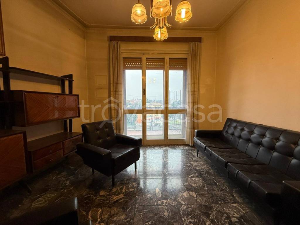 appartamento in vendita a Reggio nell'Emilia in zona Città Storica