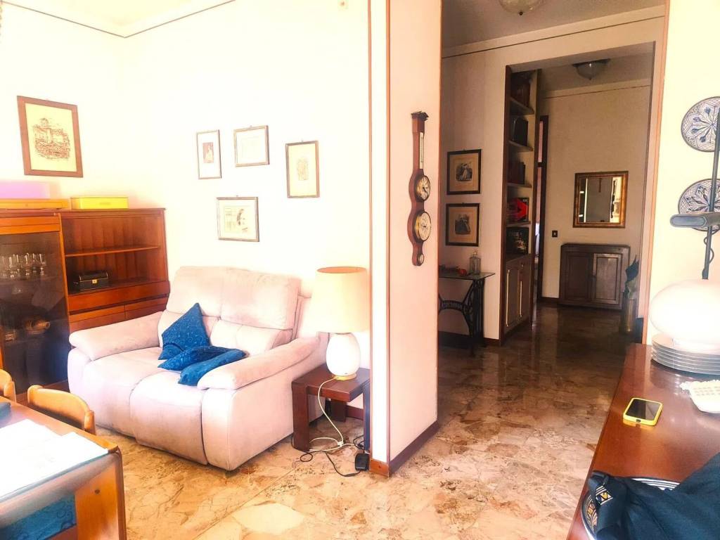 appartamento in vendita a Reggio nell'Emilia in zona Ospizio