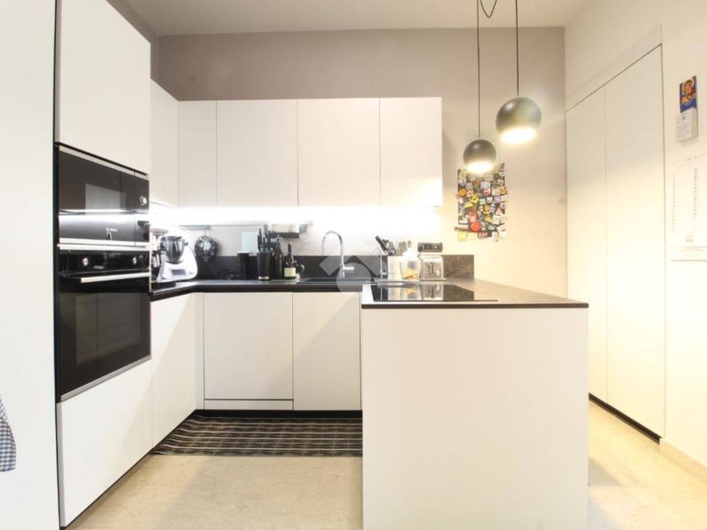 appartamento in vendita a Reggio nell'Emilia in zona Ospizio