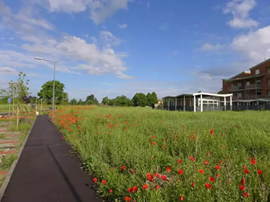 terreno edificabile in vendita a Reggio nell'Emilia in zona Tribunale