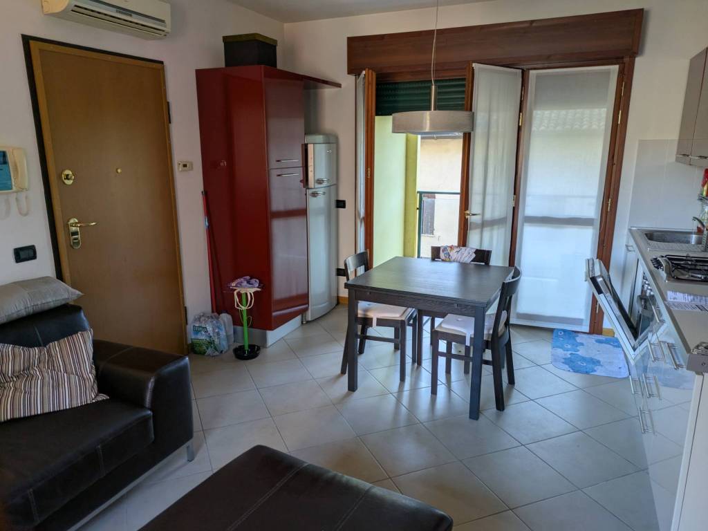 appartamento in vendita a Reggio nell'Emilia in zona Città Storica