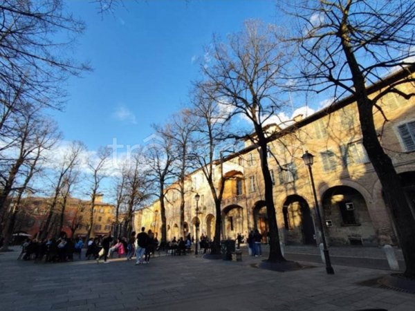 appartamento in vendita a Reggio nell'Emilia in zona Città Storica