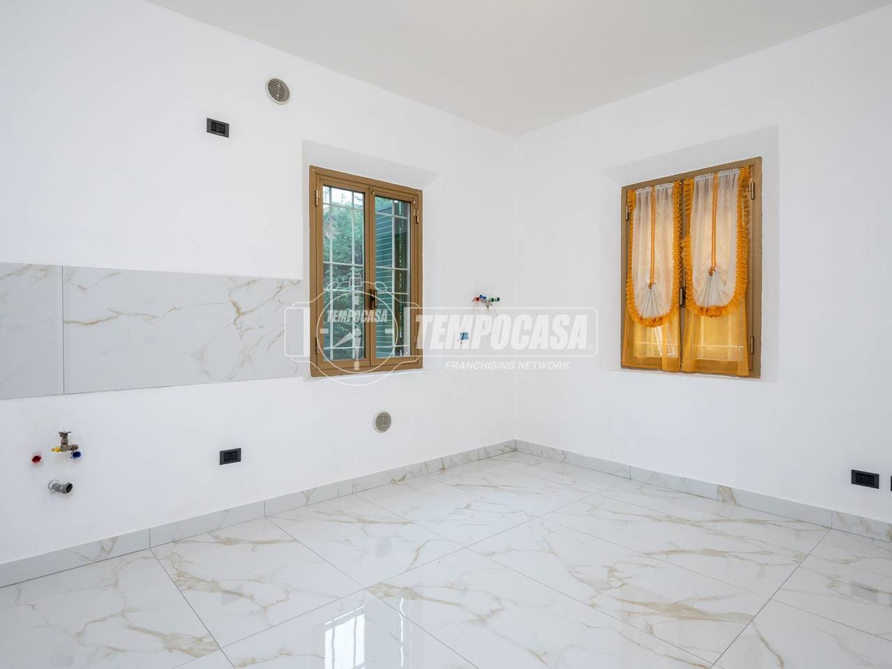 appartamento in vendita a Reggio nell'Emilia in zona Città Storica