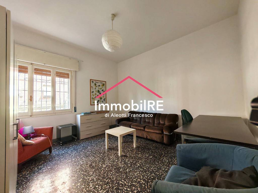 appartamento in vendita a Reggio nell'Emilia in zona Città Storica