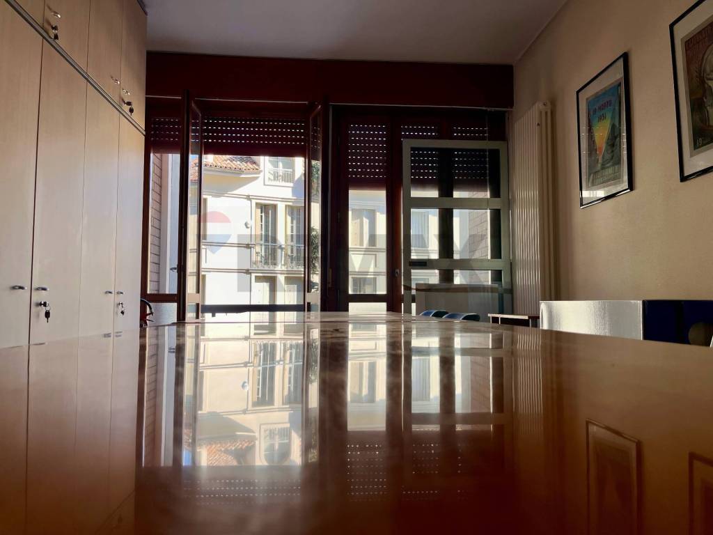 ufficio in vendita a Reggio nell'Emilia