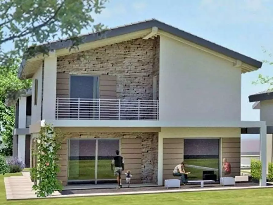 casa indipendente in vendita a Reggio nell'Emilia