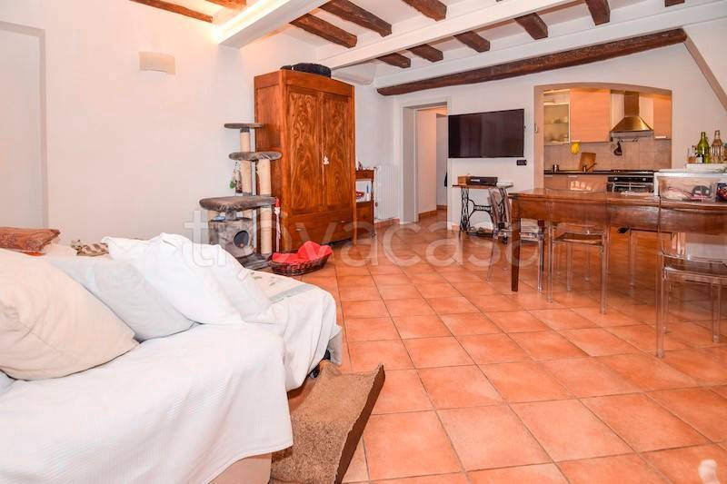 appartamento in vendita a Reggio nell'Emilia in zona Città Storica