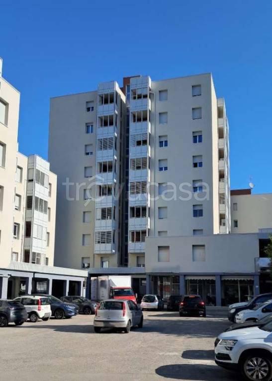 appartamento in vendita a Reggio nell'Emilia in zona Ospizio