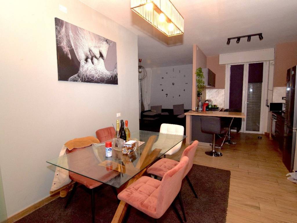 appartamento in vendita a Reggio nell'Emilia in zona Città Storica