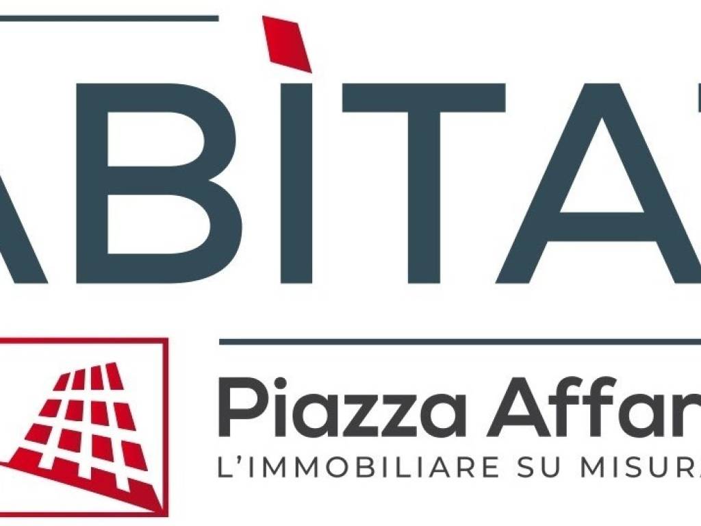 locale commerciale in vendita a Reggio nell'Emilia