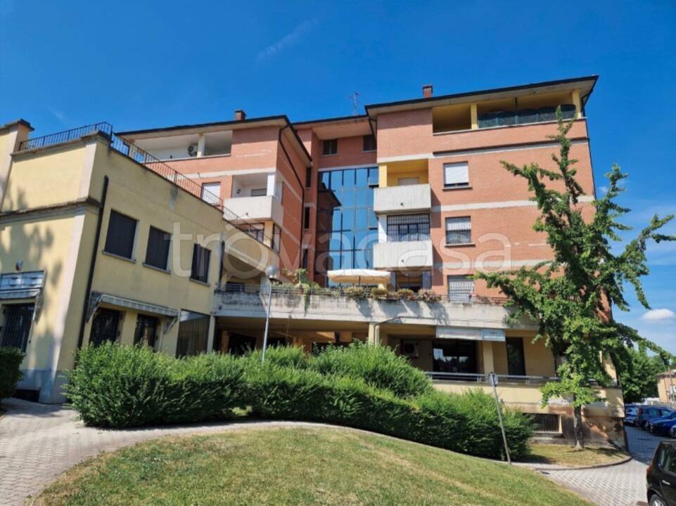appartamento in vendita a Reggio nell'Emilia in zona Sesso