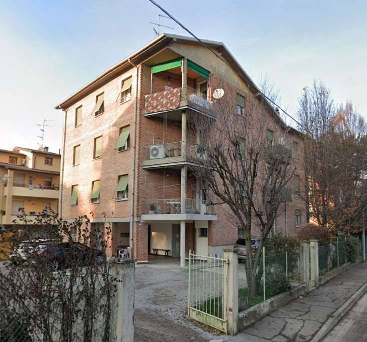 appartamento in vendita a Reggio nell'Emilia in zona Cadè / Gaida