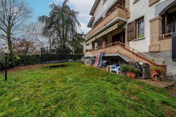 casa indipendente in vendita a Reggio nell'Emilia in zona Rivalta