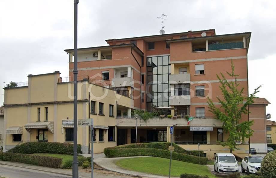 appartamento in vendita a Reggio nell'Emilia in zona Sesso