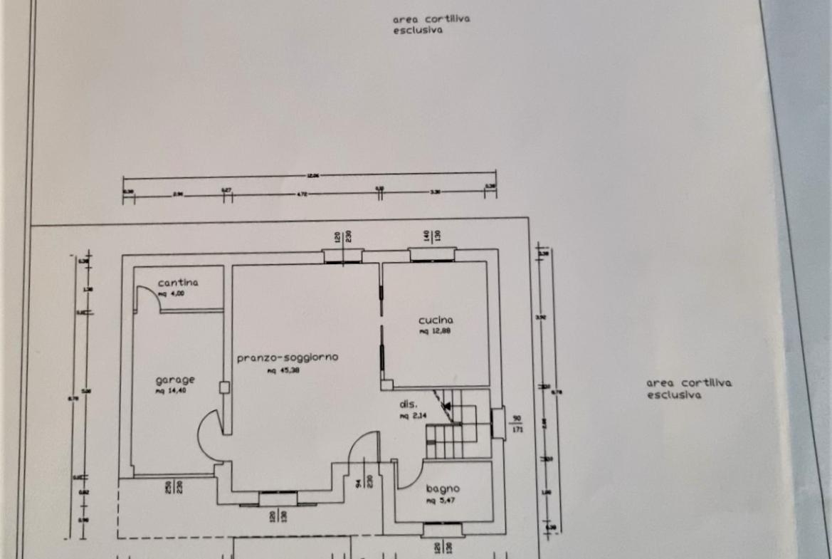 negozio in vendita a Reggio nell'Emilia in zona Codemondo