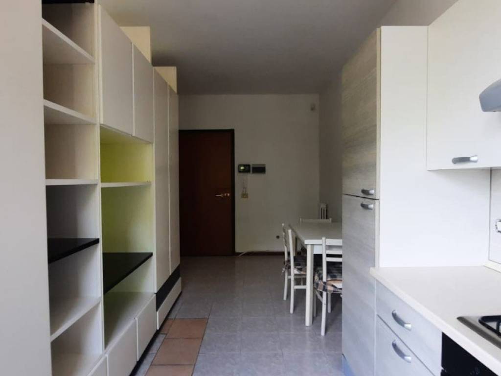 appartamento in vendita a Reggio nell'Emilia in zona Pieve Modolena