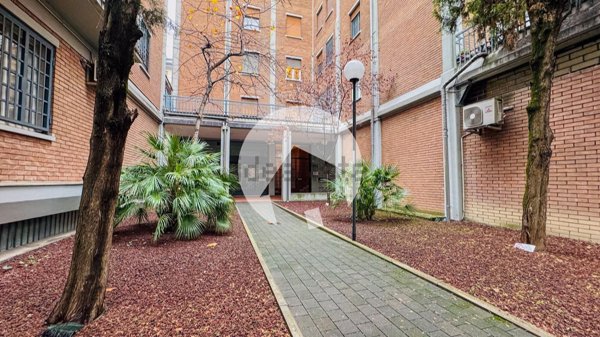 appartamento in vendita a Reggio nell'Emilia in zona Città Storica