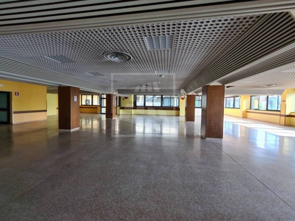 ufficio in vendita a Reggio nell'Emilia