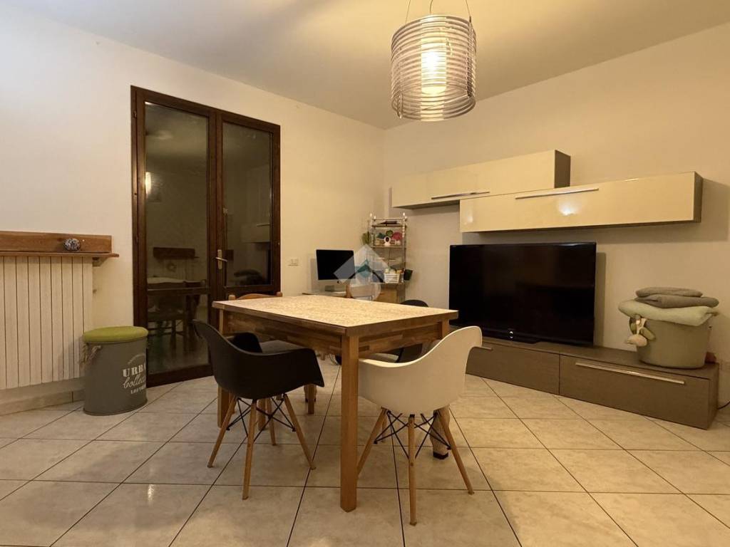 appartamento in vendita a Reggio nell'Emilia in zona Cadè / Gaida