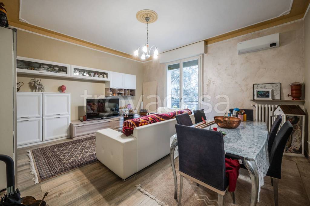 appartamento in vendita a Reggio nell'Emilia in zona Buco del Signore