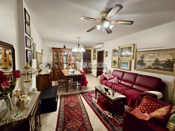 appartamento in vendita a Reggio nell'Emilia in zona Compagnoni / Migliolungo