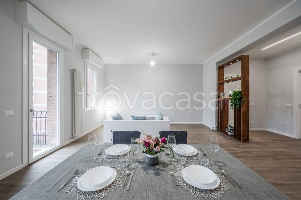 appartamento in vendita a Reggio nell'Emilia in zona Mirabello