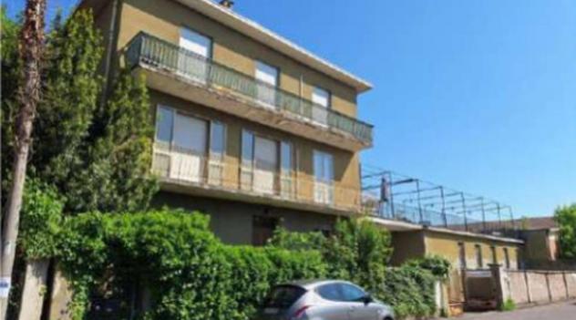 locale commerciale in vendita a Reggio nell'Emilia