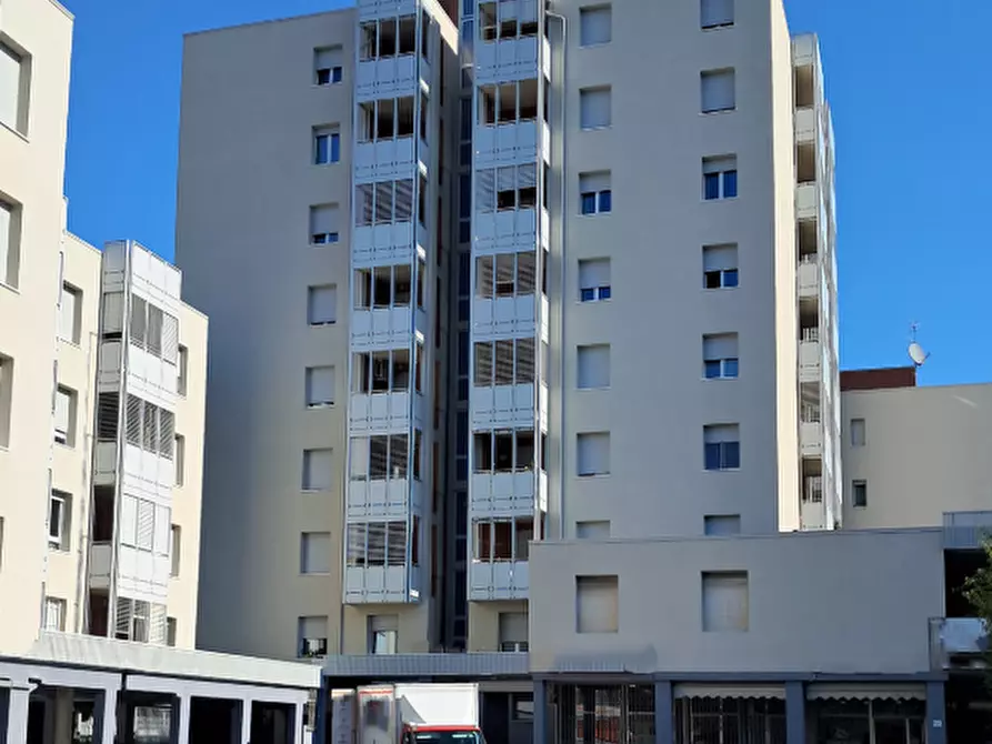 appartamento in vendita a Reggio nell'Emilia in zona Ospizio