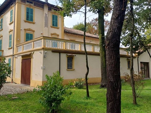 casa indipendente in vendita a Reggio nell'Emilia in zona San Maurizio