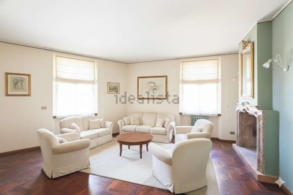 appartamento in vendita a Reggio nell'Emilia in zona Città Storica