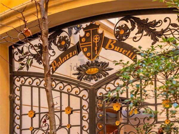 appartamento in vendita a Reggio nell'Emilia in zona Città Storica