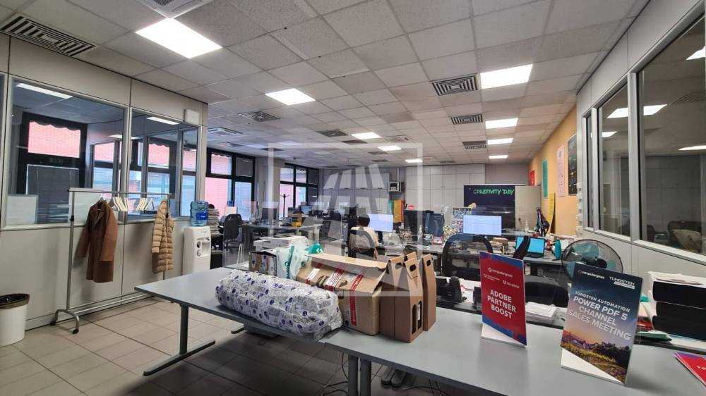 ufficio in vendita a Reggio nell'Emilia