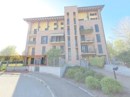 appartamento in vendita a Reggio nell'Emilia in zona Tribunale