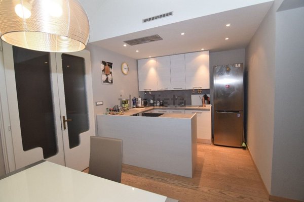 appartamento in vendita a Reggio nell'Emilia in zona Città Storica