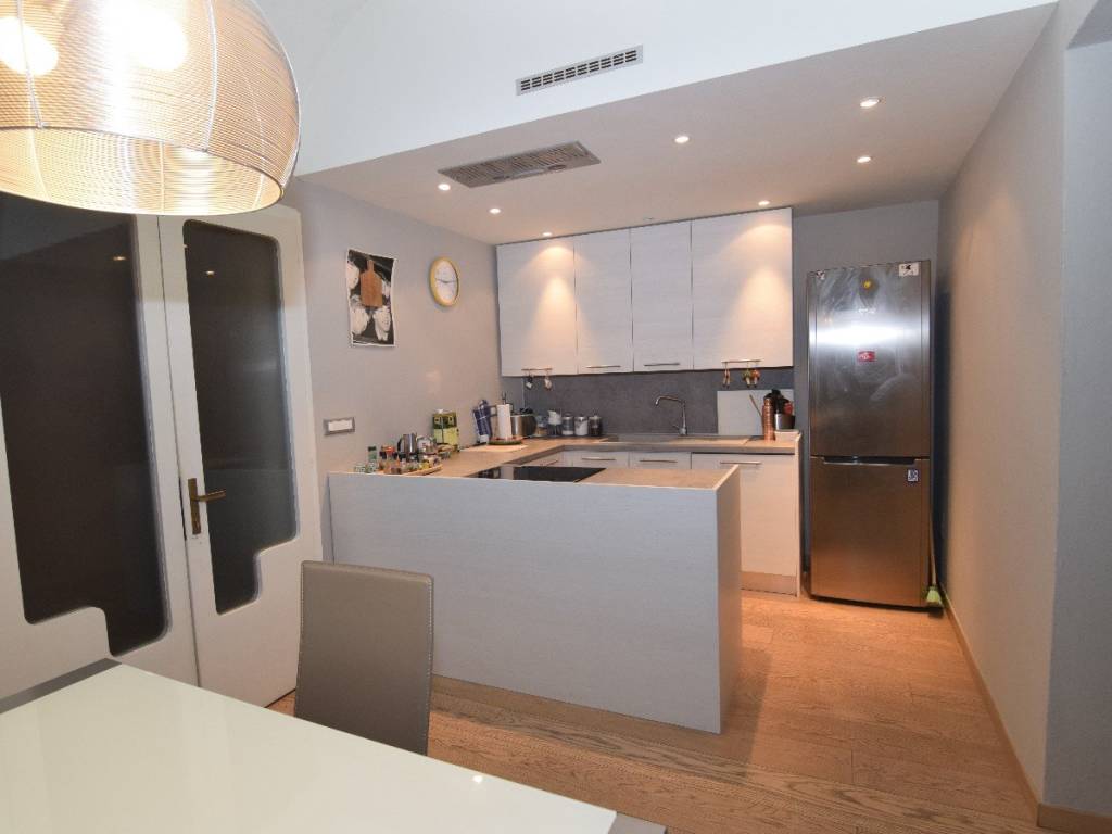 appartamento in vendita a Reggio nell'Emilia in zona Città Storica